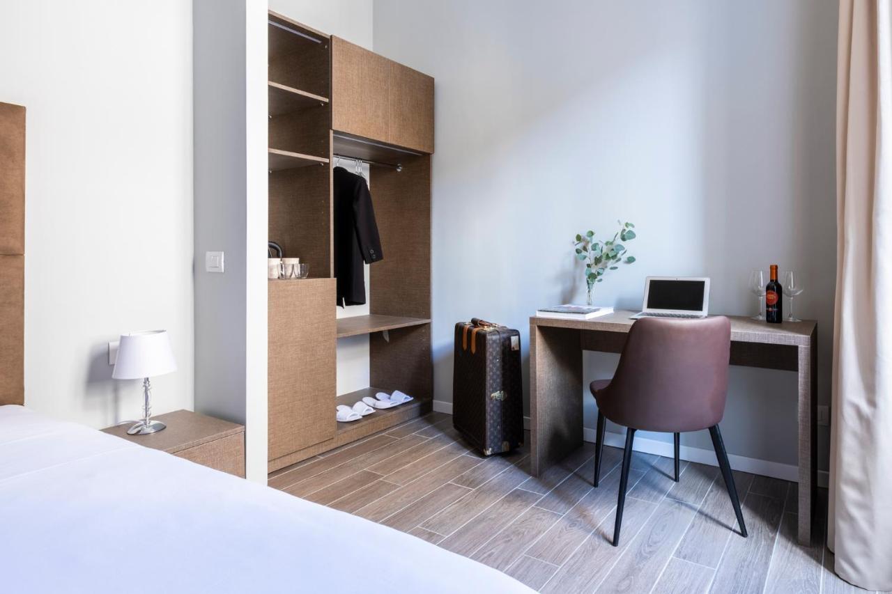 Giubbonari Suites Řím Exteriér fotografie